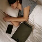 Faraday Bag Größe XL für Laptops bis 14" in schwarz, oliv oder rot – Bild 5